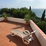 Casa Patricia, Ladera Del Mar, דירה נרחה