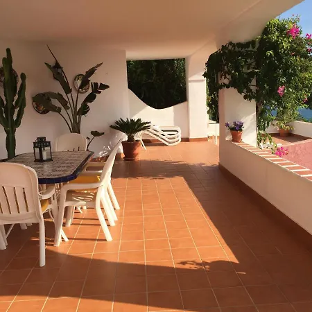 Casa Patricia, Ladera Del Mar, *